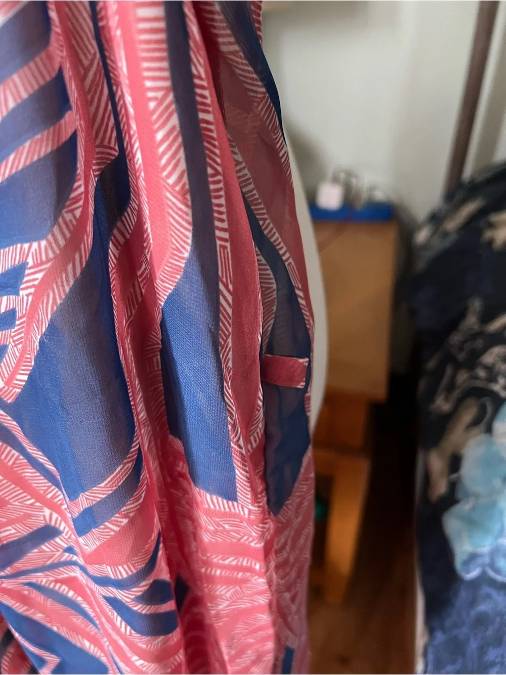 Forever 21 S/P Women’s Pink & Navy Geometric Print Sheer Spaghetti Strap Dress